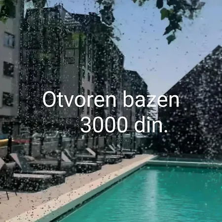 Plava Zvezda U Kompleksu Titova * Zlatibor